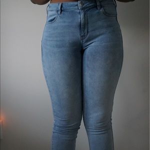 light wash jeans